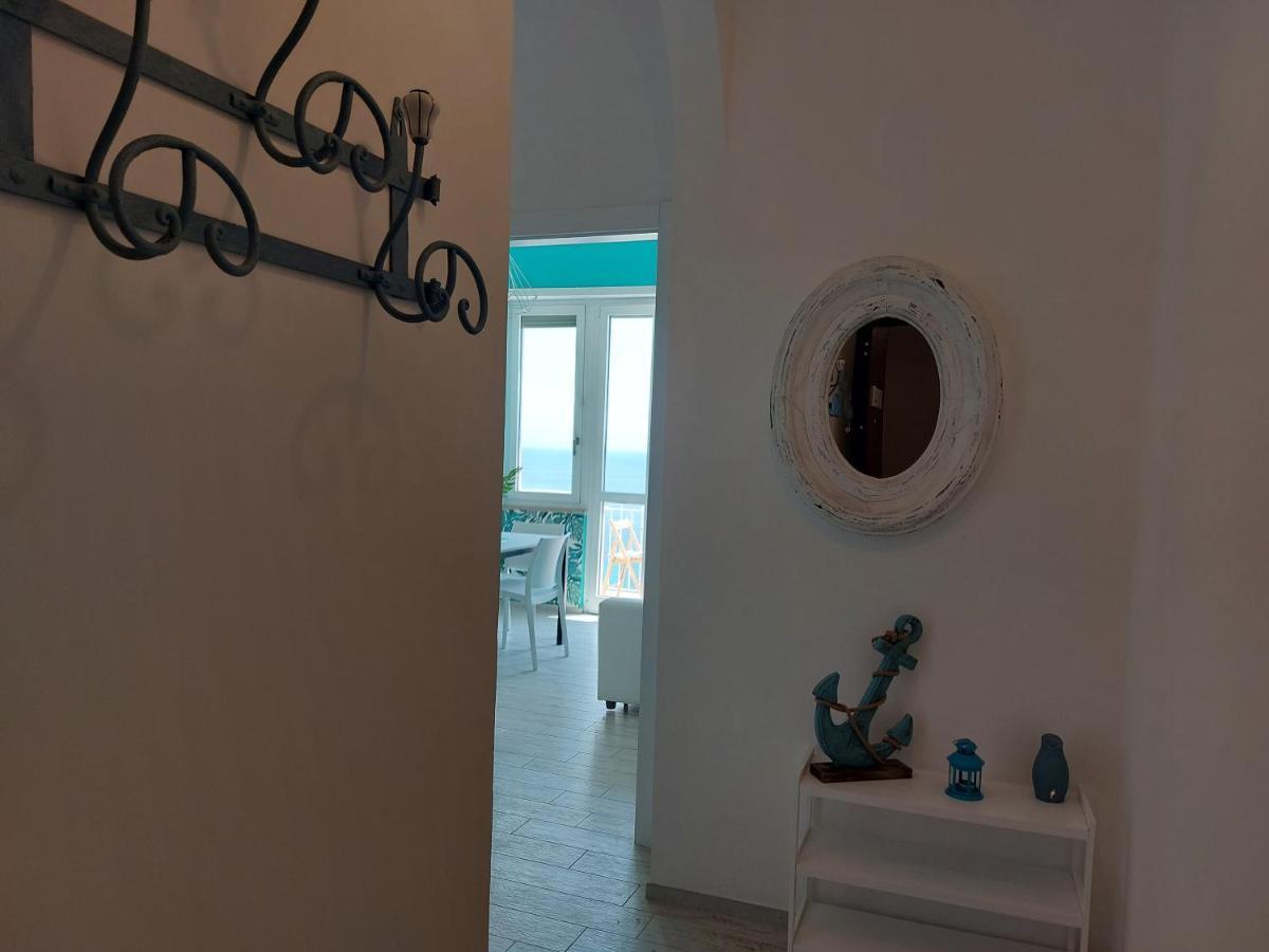 Una Finestra Sul Mare Home 1 베르게지 외부 사진